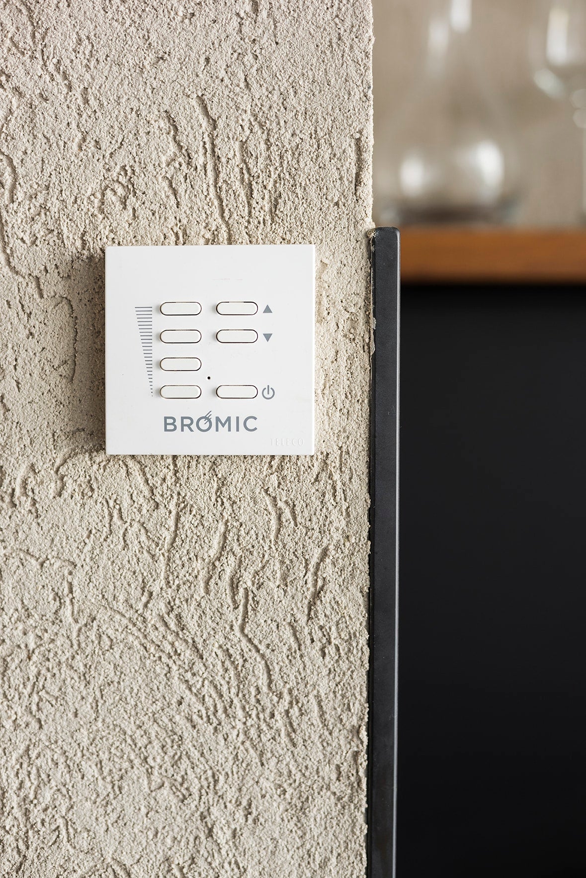 Bromic Wireless Dimmer Controller for Electric Heaters - Majestic Patio