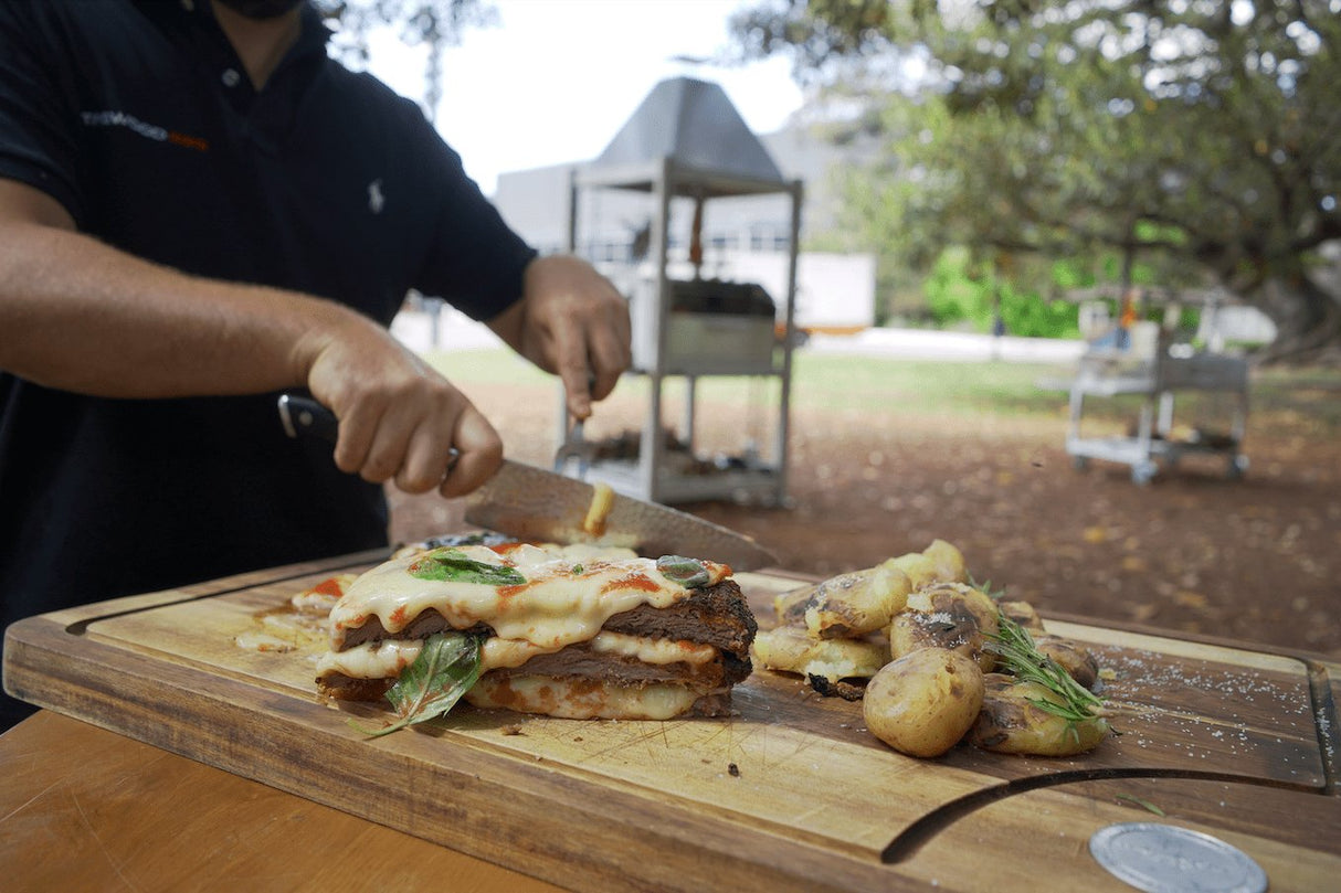 Edge-grain Cutting & Carving Board - Majestic Patio