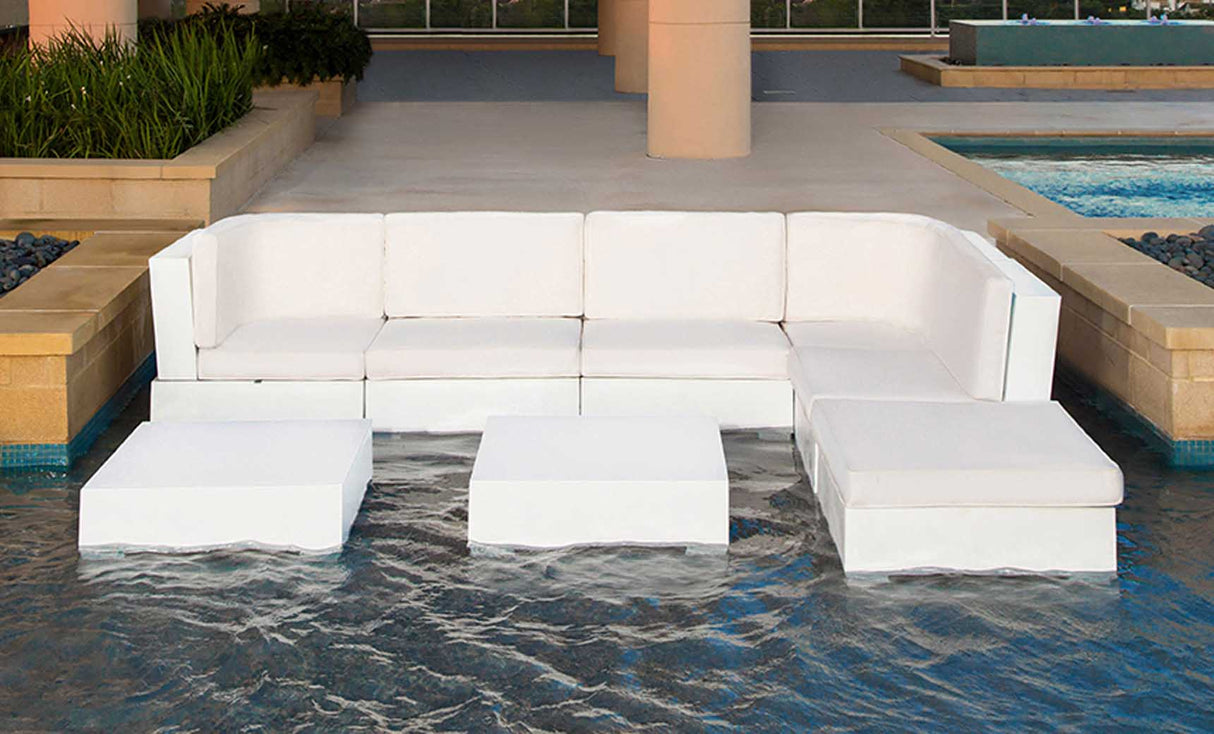 Ledge Lounger Signature Sectional Middle - Majestic Patio