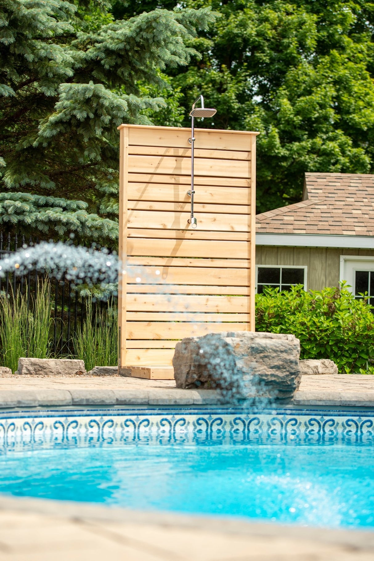 Savannah Outdoor Shower - Majestic Patio